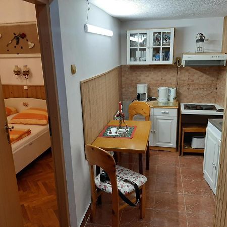 Ducville 1 Lägenhet Braşov Exteriör bild