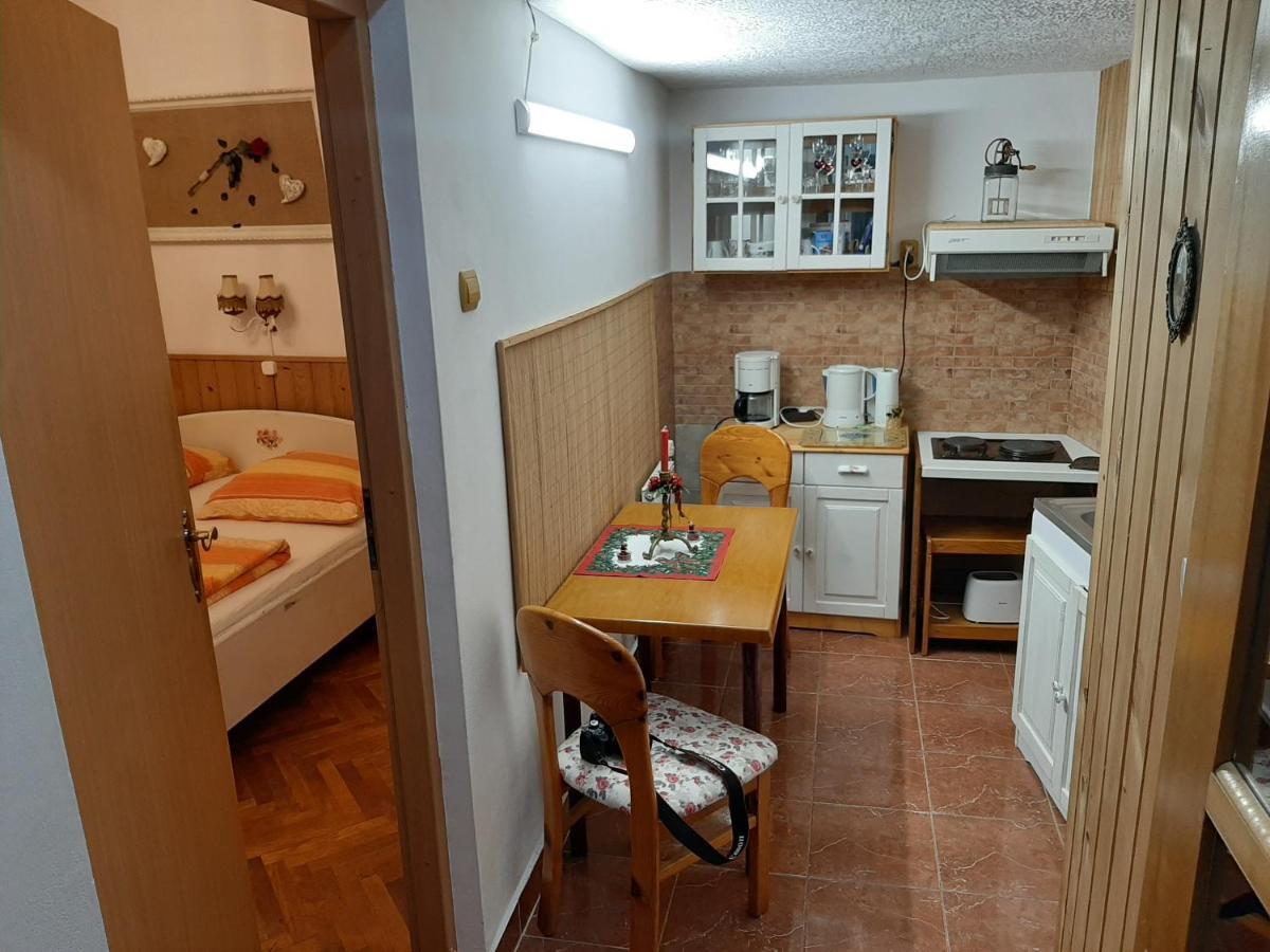 Ducville 1 Lägenhet Braşov Exteriör bild